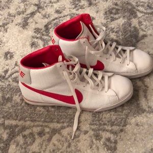 nike high tops old school